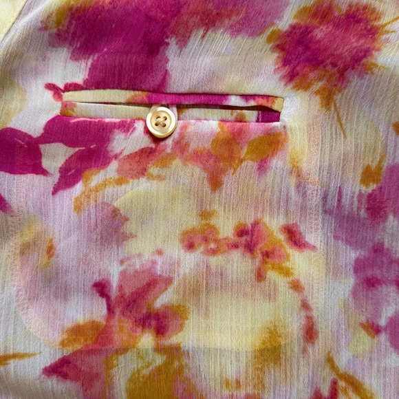 Kut from Kloth Floral Blouse - Picture 5 of 8